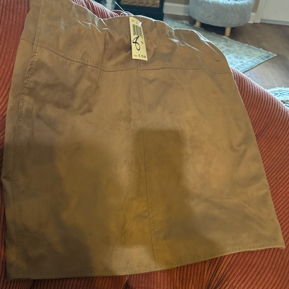 Max Studio Tan Skirt - Picture 1 of 7